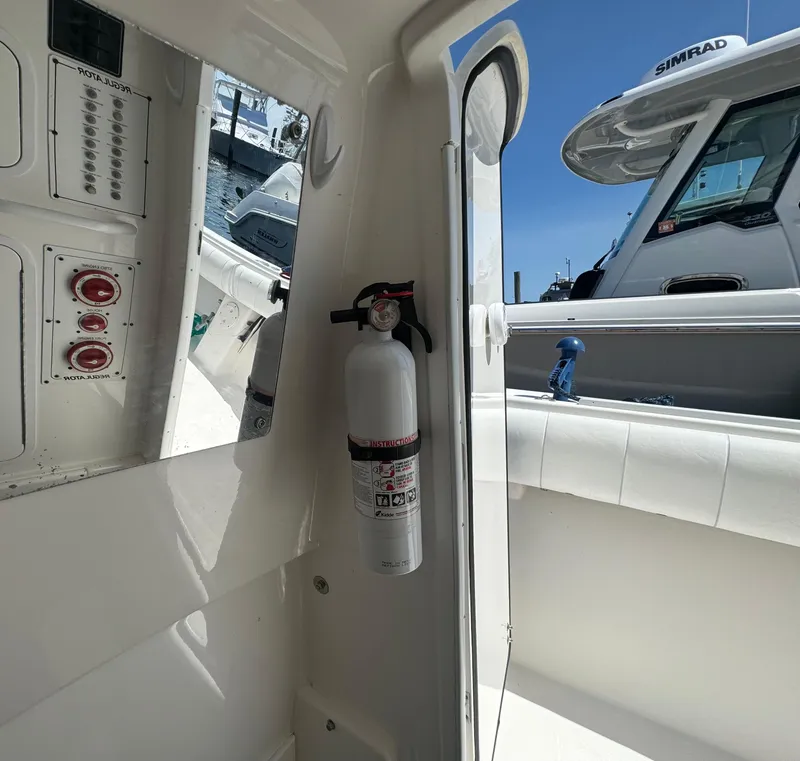 Slide: The Image of Regulator Marine 32 Fs 2009 - 62