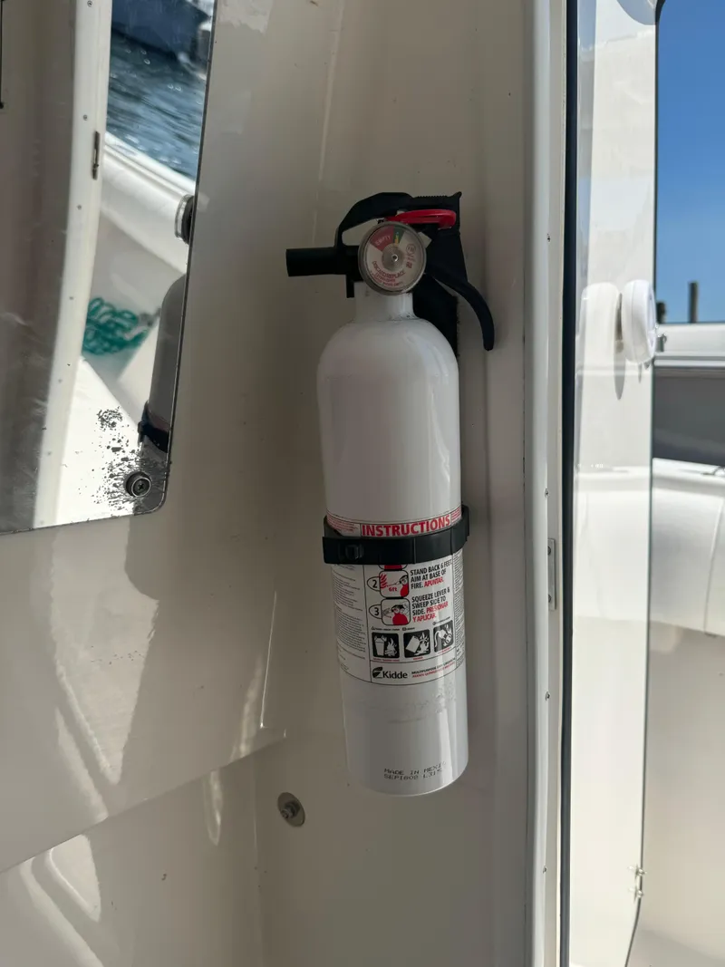 Slide: The Image of Regulator Marine 32 Fs 2009 - 63