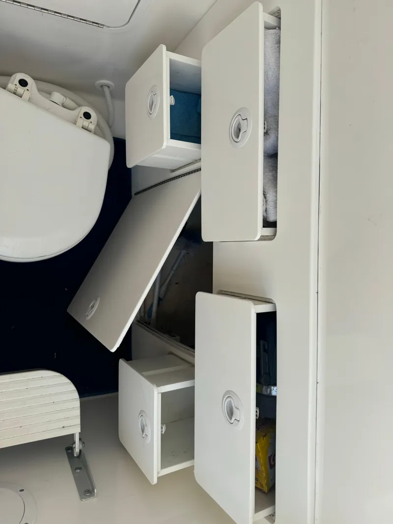 Slide: The Image of Regulator Marine 32 Fs 2009 - 64