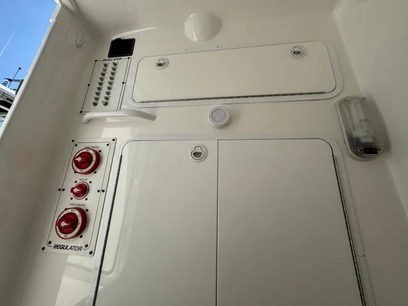 Slide: The Image of Regulator Marine 32 Fs 2009 - 65