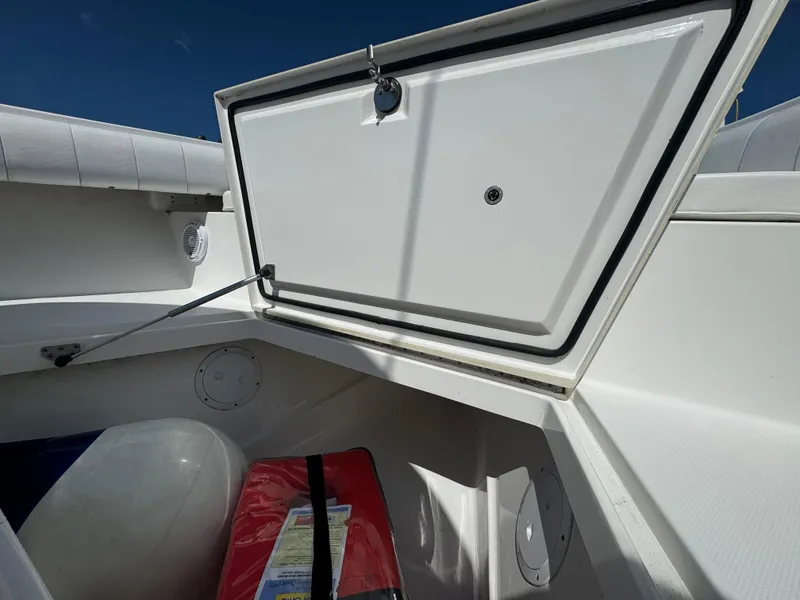 Slide: The Image of Regulator Marine 32 Fs 2009 - 87