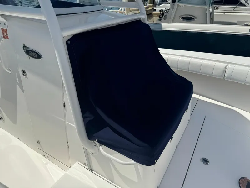 Slide: The Image of Regulator Marine 32 Fs 2009 - 95