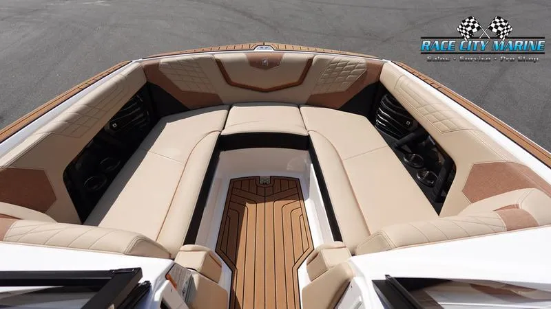 Slide: The Image of Nautique Super Air Nautique G23 2022 - 51