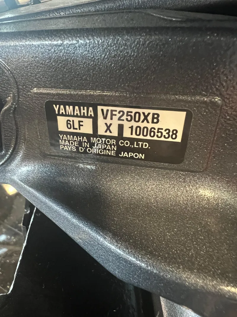 Slide: The Image of 2023 Yamaha Outboards VF250XB SHO VMAX engine label, made in Japan. - 4