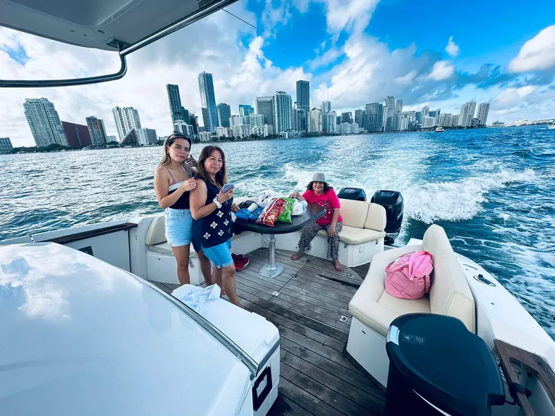 Slide: The Image of Sessa Key Largo 36 2013 - 17