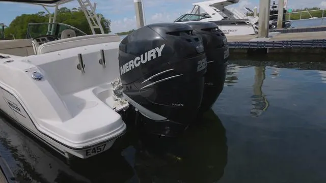 Slide: The Image of Boston Whaler 270 Vantage 2014 - 4