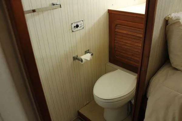 Slide: The Image of Cheoy Lee 90 cockpit motor yacht 1983 - 118