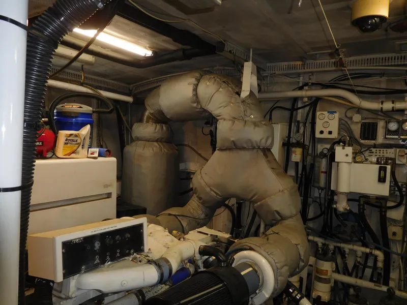 Slide: The Image of Cheoy Lee 90 cockpit motor yacht 1983 - 124