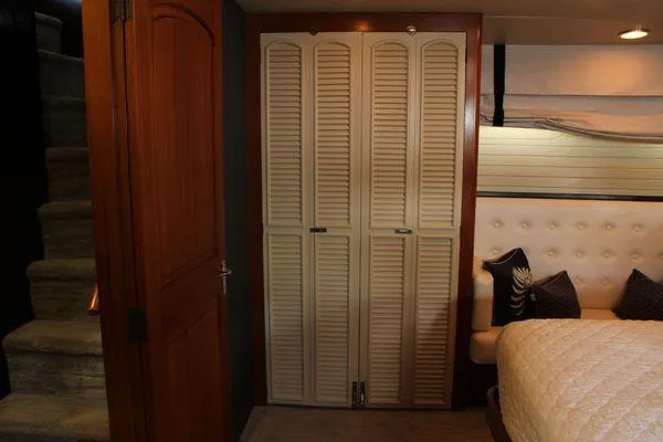 Slide: The Image of Cheoy Lee 90 cockpit motor yacht 1983 - 77