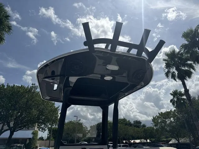 Slide: The Image of Yamaha 222 FSH Sport E 2025 - 21