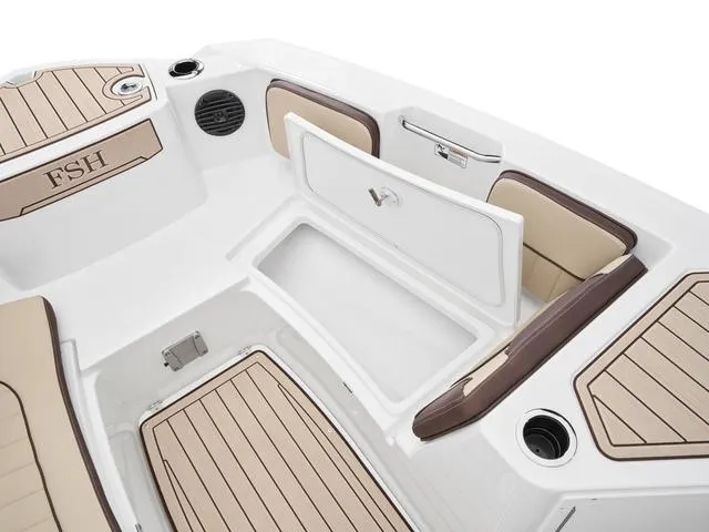 Slide: The Image of Yamaha 222 FSH Sport E 2025 - 36