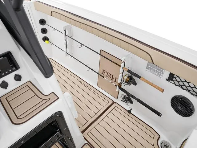 Slide: The Image of Yamaha 222 FSH Sport E 2025 - 42