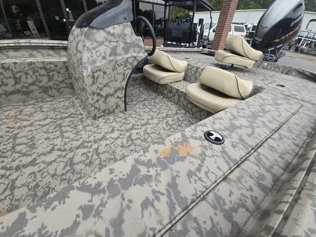 Slide: The Image of Xpress XP180 2025 - 4