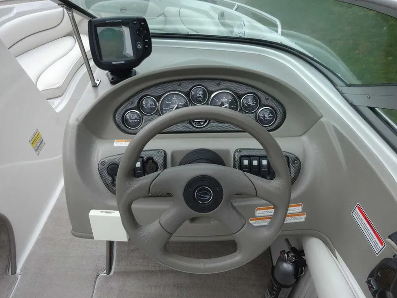 Slide: The Image of Crownline Boats 202 BR 2004 - 15