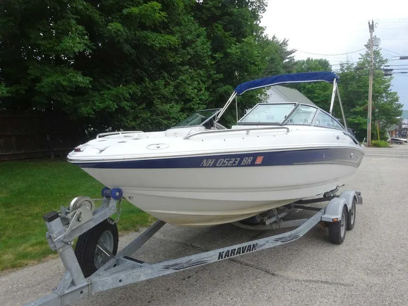 Slide: The Image of Crownline Boats 202 BR 2004 - 23