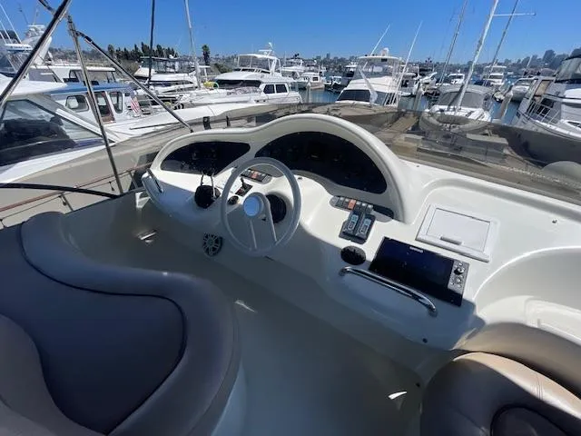 Slide: The Image of Azimut 46 2004 - 35