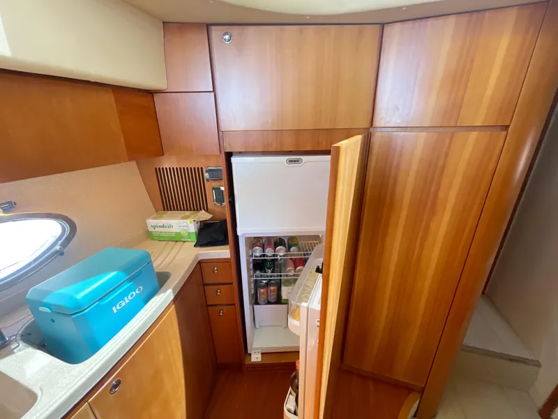 Slide: The Image of Azimut 46 2004 - 19