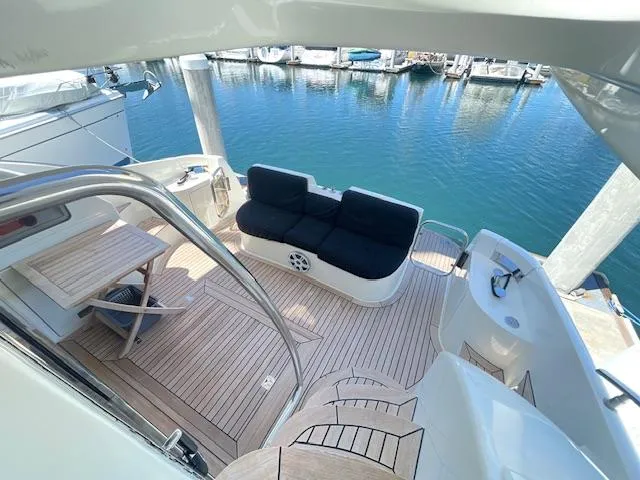 Slide: The Image of Azimut 46 2004 - 27