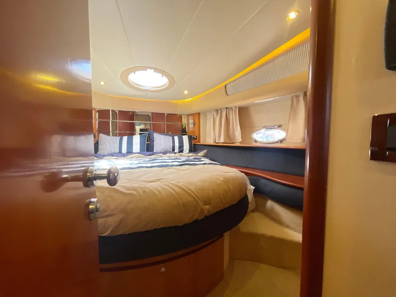 Slide: The Image of Azimut 46 2004 - 23