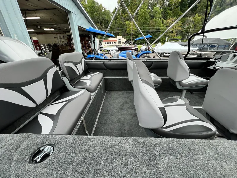 Slide: The Image of Starweld 19 Flex 2025 - 36