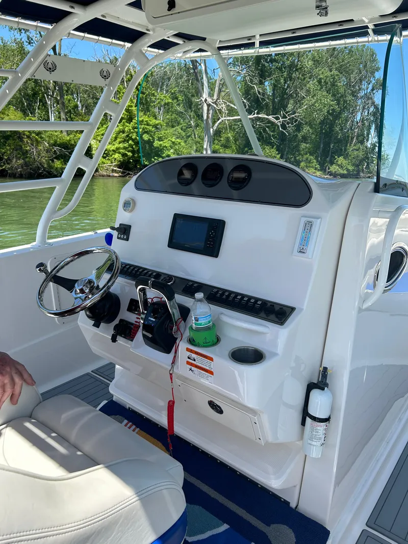 Slide: The Image of Wellcraft Scarab Sport 35 2015 - 54