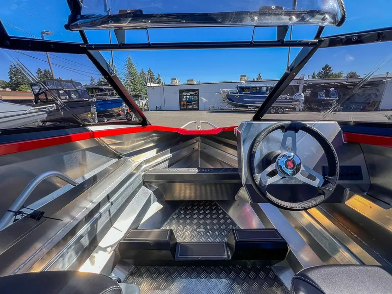 Slide: The Image of Stabi-Craft 1550 Fisher 2025 - 8