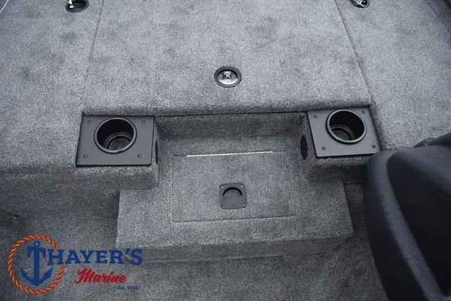 Slide: The Image of Tracker Pro Team 175 TXW 2025 - 22