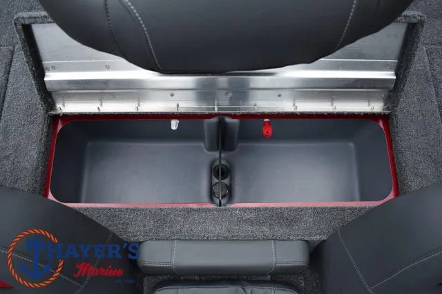 Slide: The Image of Tracker Pro Team 175 TXW 2025 - 28