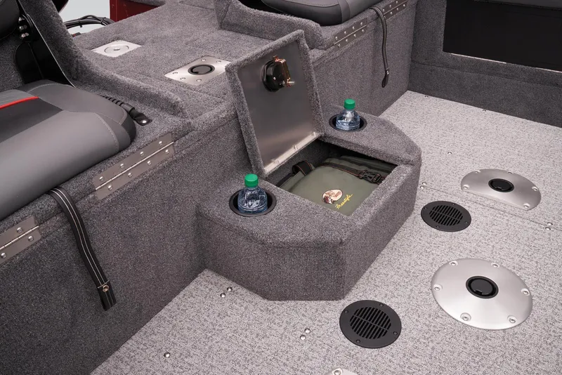 Slide: The Image of Tracker Targa V-19 Combo 2024 - 35