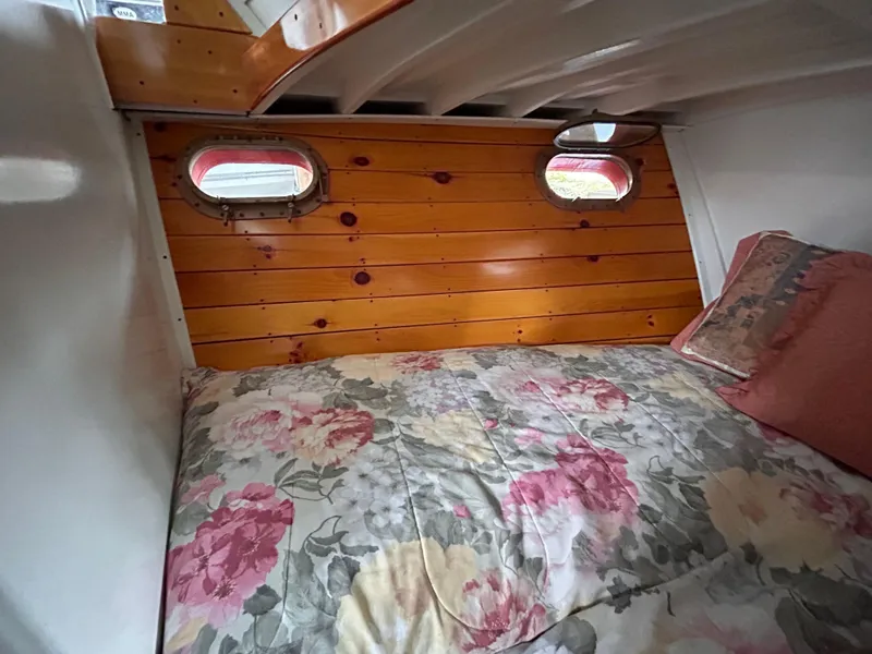 Slide: The Image of Chris-Craft Commander 36 Express Cruiser 1954 - 53