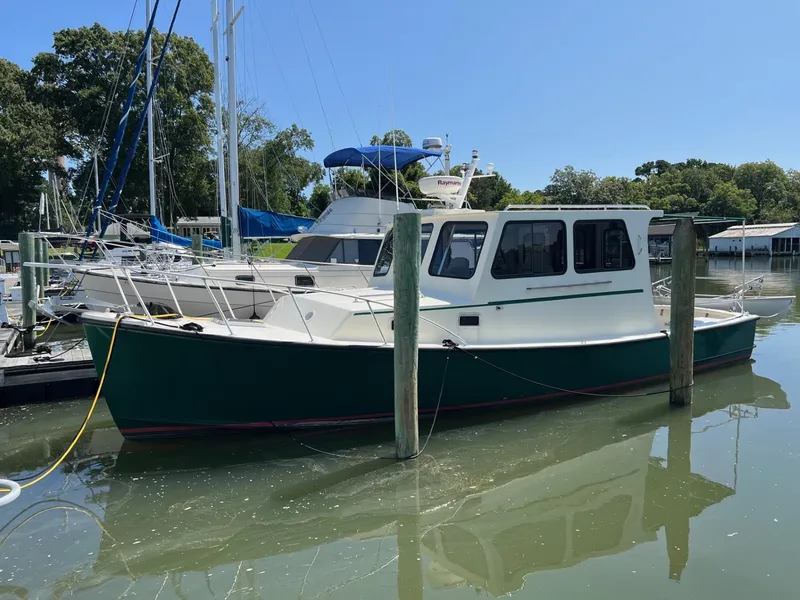 Slide: The Image of Bruno & Stillman 35 Cruiser - 0