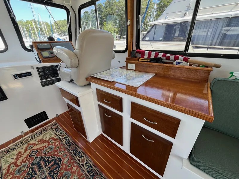 Slide: The Image of Bruno & Stillman 35 Cruiser - 14