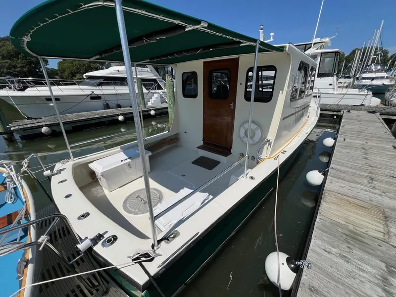 Slide: The Image of Bruno & Stillman 35 Cruiser - 4