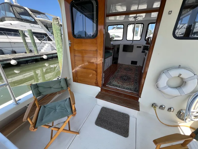 Slide: The Image of Bruno & Stillman 35 Cruiser - 8