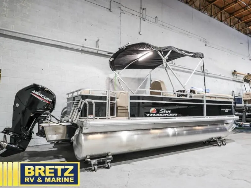 Slide: The Image of Sportfish 20 DLX 2025 - 11