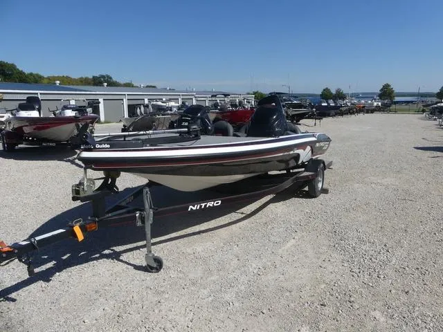 Slide: The Image of Nitro Z6 2012 - 10