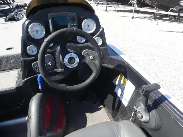 Slide: The Image of Nitro Z6 2012 - 12