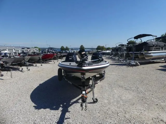 Slide: The Image of Nitro Z6 2012 - 9