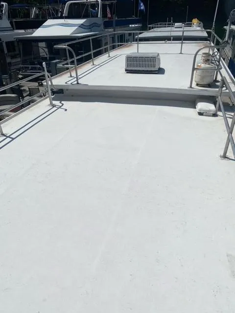 Slide: The Image of Sumerset Houseboat 1980 - 15