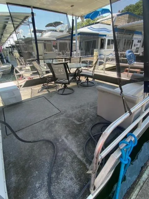 Slide: The Image of Sumerset Houseboat 1980 - 5