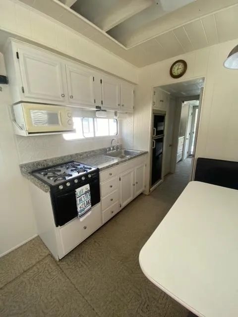 Slide: The Image of Sumerset Houseboat 1980 - 7