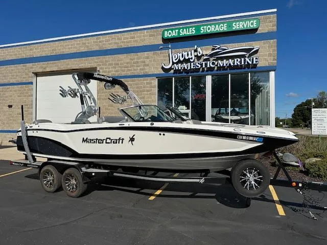 Slide: The Image of 2016 MasterCraft X46 boat on trailer at Jerry's Majestic Marine dealership. - 0