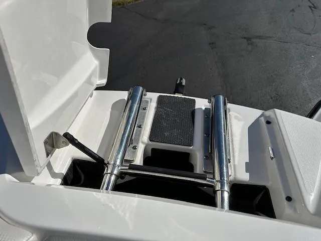 Slide: The Image of 2016 MasterCraft X46 boat ladder with stainless steel rails and non-slip step. - 21