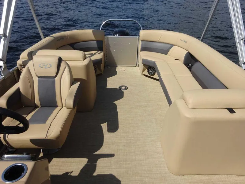 Slide: The Image of Harris Cruiser 230 2021 - 5