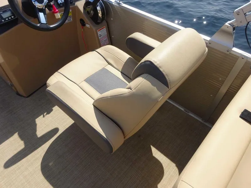 Slide: The Image of Harris Cruiser 230 2021 - 7