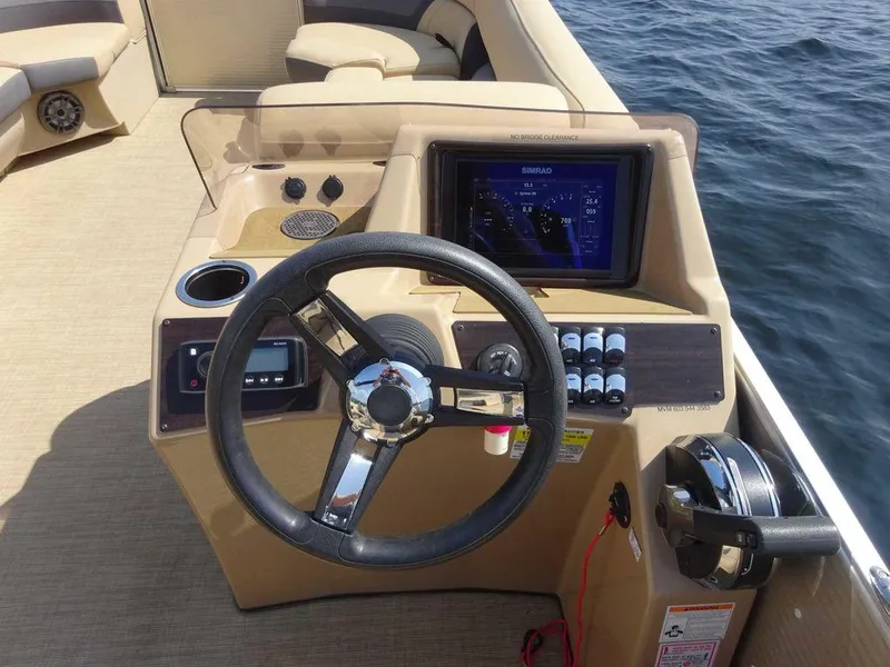 Slide: The Image of Harris Cruiser 230 2021 - 8