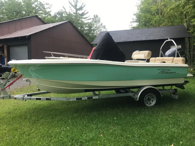 Slide: The Image of Pioneer 180 Islander 2025 - 2