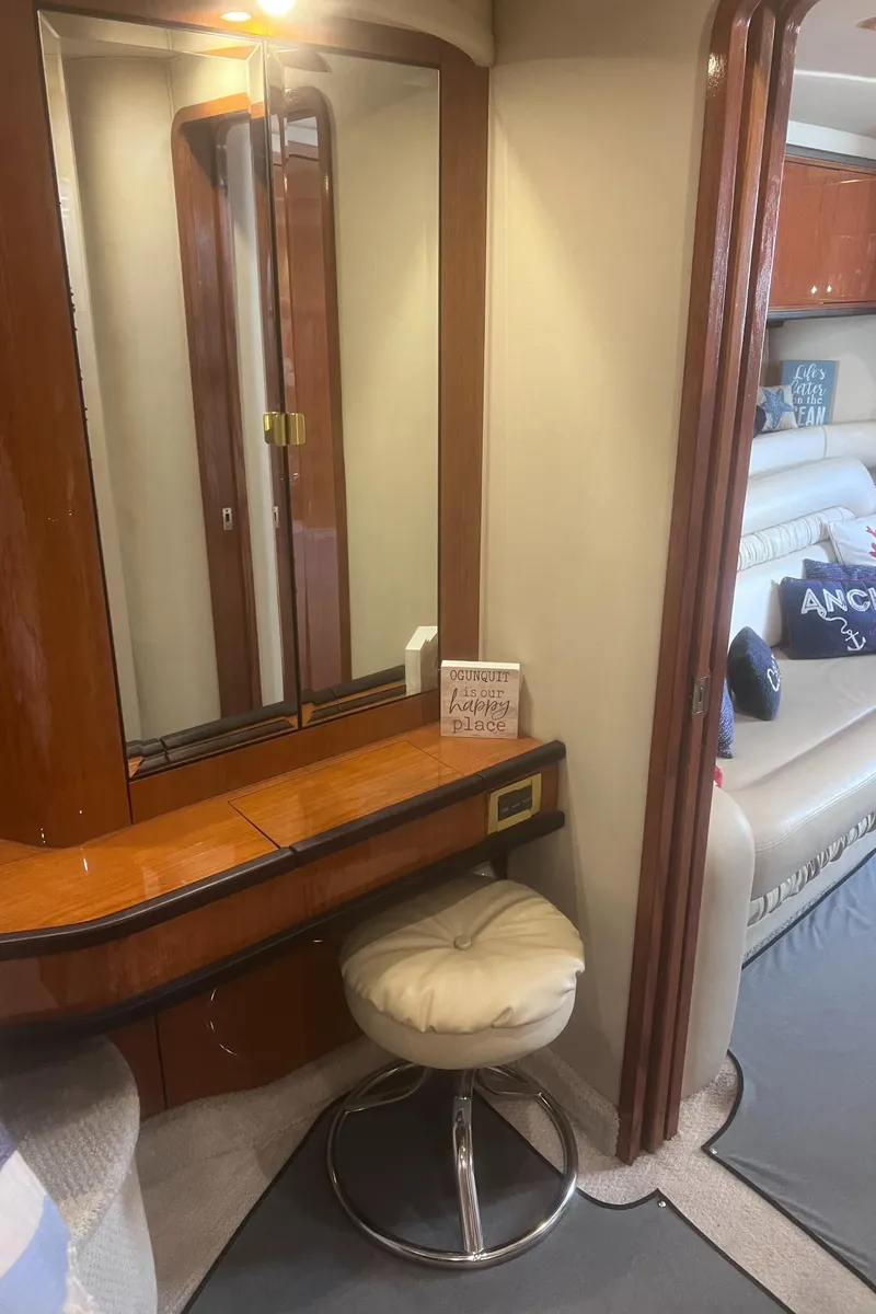 Slide: The Image of Sea Ray Sundancer 460 2000 - 52