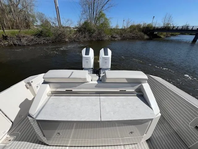 Slide: The Image of Rotating Unit  - 25