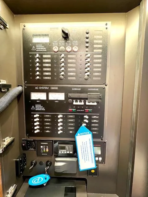 Slide: The Image of Breaker Panel - 35